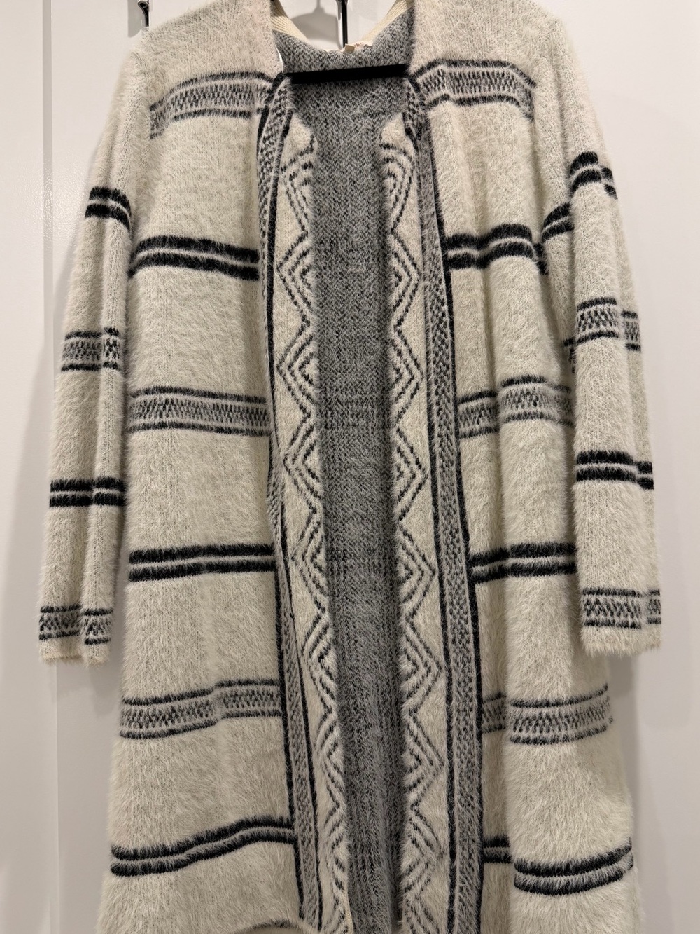 Solitaire Women’s Fuzzy Long Open Front Cardigan Coat Ivory Gray Black Size L